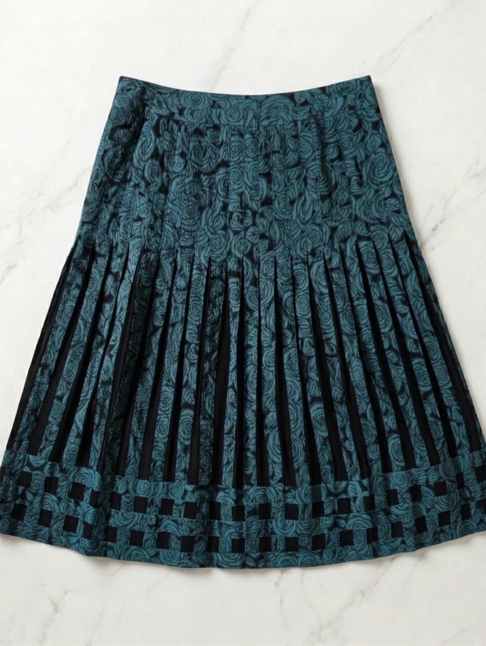 Vtg Dana Buchman Y2K 100% Silk Boho Skirt 6 Teal Floral Cutout Pleated Midi 90s